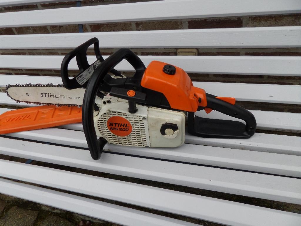Kettingzaag van STIHL type MS200, Bricolage & Construction, Outillage | Scies mécaniques, Enlèvement, Utilisé, Tronçonneuse, Stihl