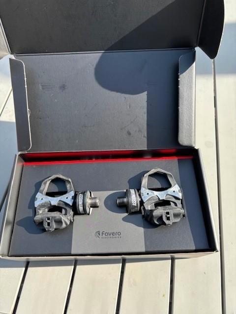 Favero Assioma DUO Racefiets Powermeter, Vélos & Vélomoteurs, Vélos Pièces, Comme neuf, Pédalier ou Pédales, Plastique, Racefiets