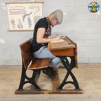 Antieke lessenaar/ schoolbank (1920) gietijzer De mark Breda, Ophalen of Verzenden