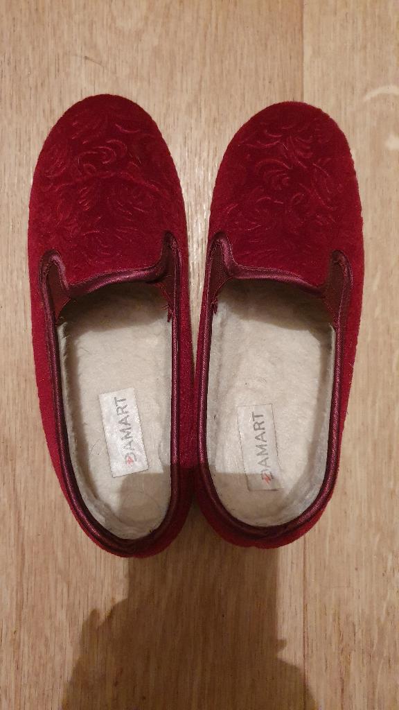 Pantoufles neuves, Taille : 38, Vêtements | Femmes, Chaussures, Enlèvement ou Envoi, Neuf, Pantoufles