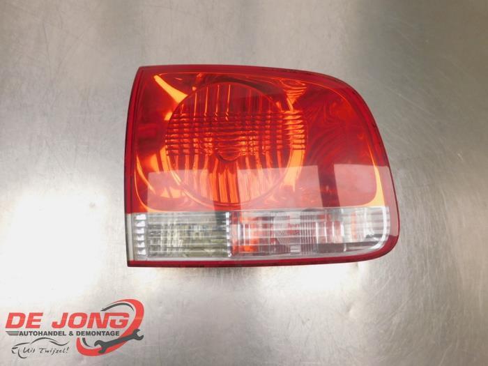 Feu arrière gauche d'un Volkswagen Touareg, Autos : Pièces & Accessoires, Éclairage, Volkswagen, Utilisé, 3 mois de garantie, Enlèvement ou Envoi