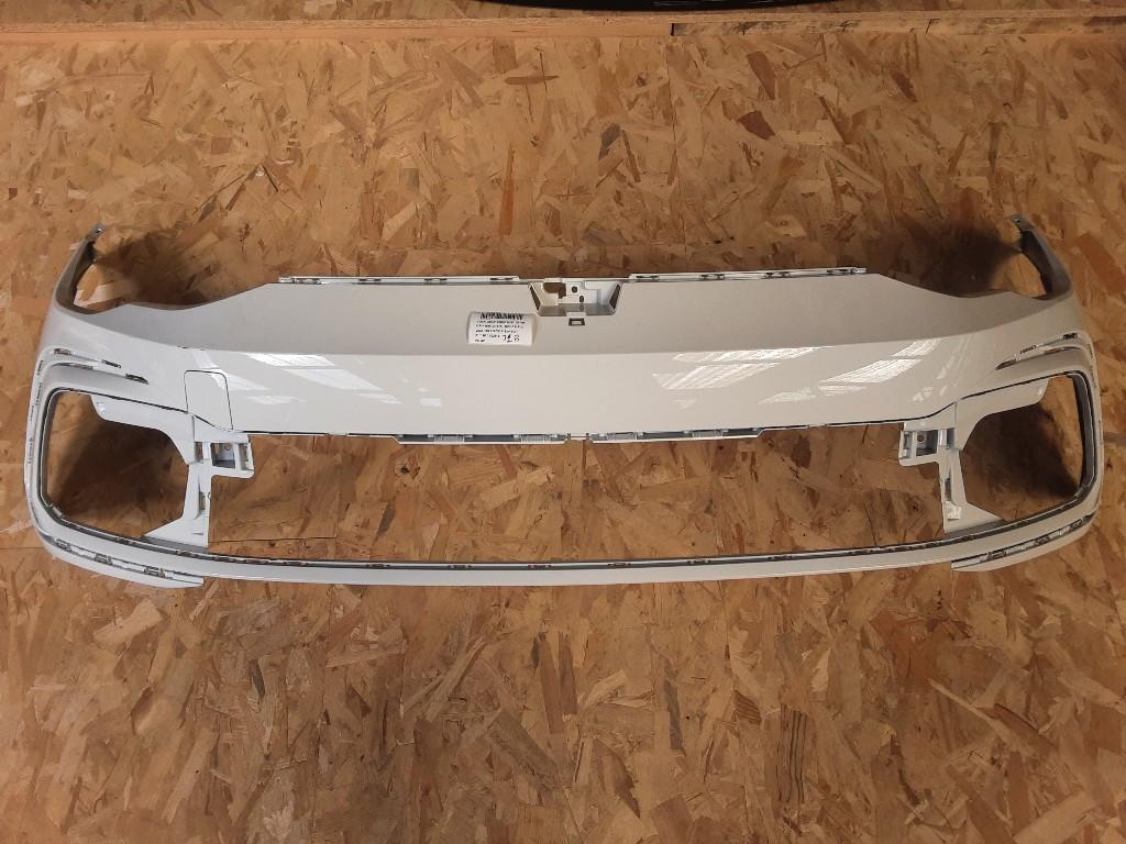 PARE-CHOCS AVANT Volkswagen Golf VIII (CD1) (5H0807221G), Pare-chocs, Volkswagen, Mevr. I. Hauben, Utilisé