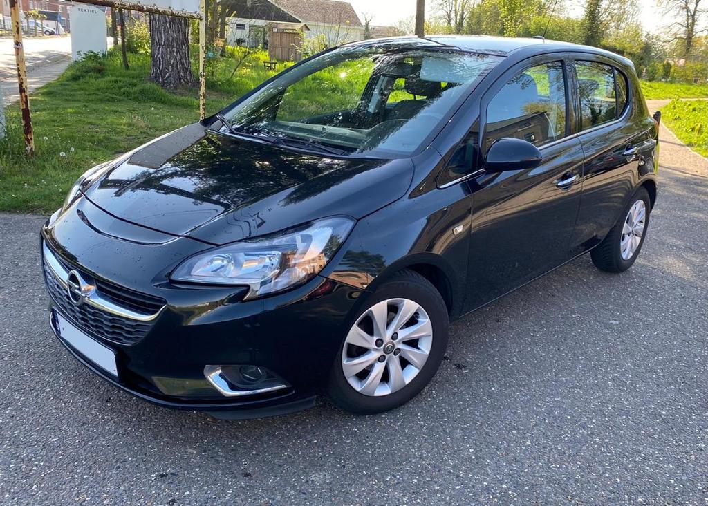 Opel Corsa COSMO - 1,2 benzine - 2016 - uitstekende staat, Euro 6, 4 cilinders, Zwart, Particulier