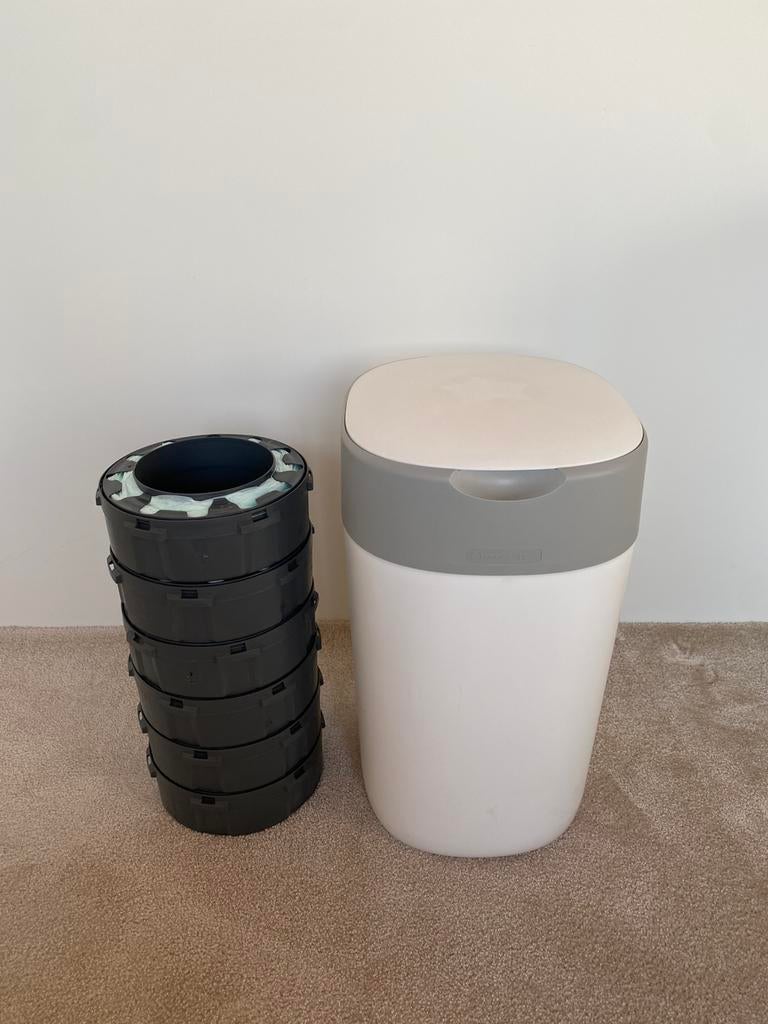 Tommee Tippee luieremmer en 6 navullingen, Kinderen en Baby's, Ophalen, Zo goed als nieuw, Luieremmer