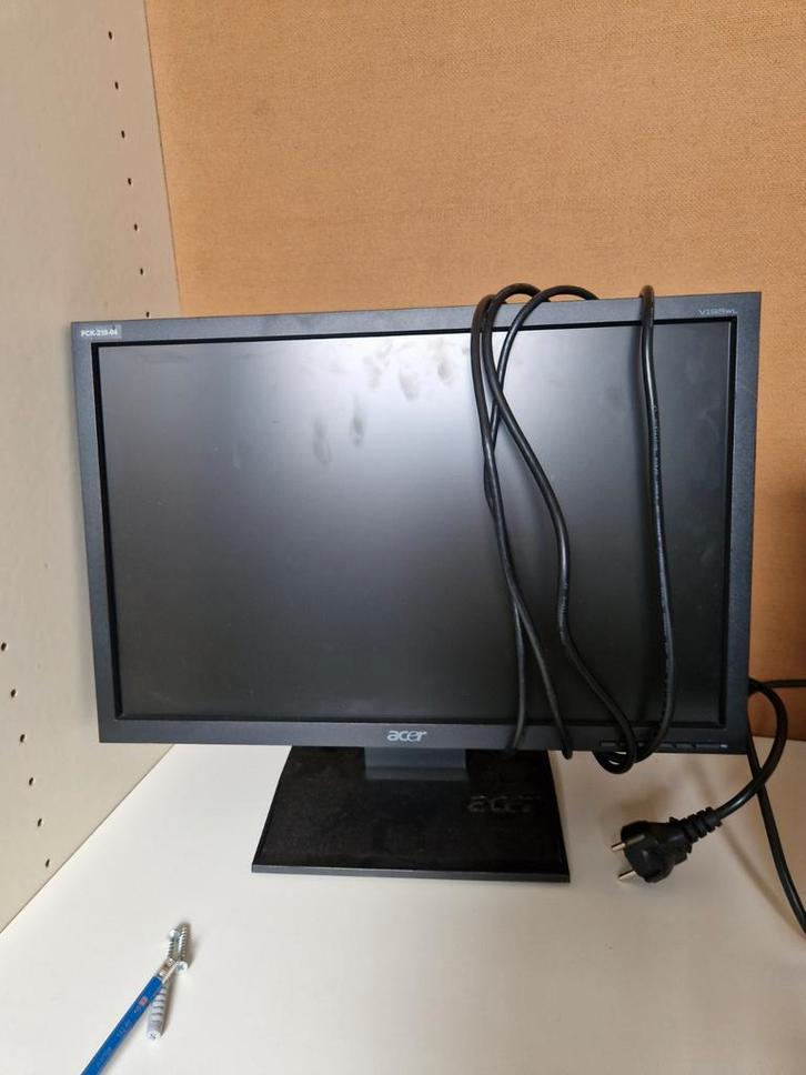 Acer Essential, Informatique & Logiciels, Moniteurs, HD, Enlèvement