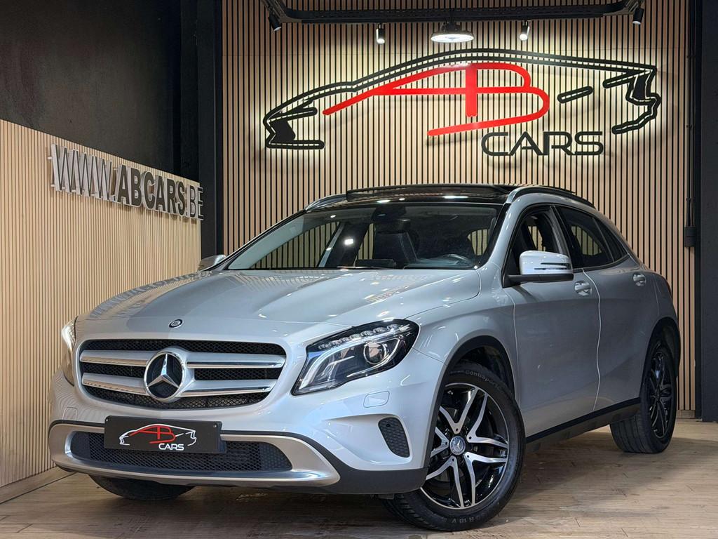 Mercedes-Benz GLA 200 * SPORT * GARANTIE 12 MOIS * 1ER PROPR, Autos, Mercedes-Benz, Entreprise, Achat, GLA, ABS, Airbags, Air conditionné