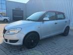 SKODA FABIA 1.2 ESSENCE EN 2010 158000 KM EURO 5, Autos, Achat, Entreprise, Boîte manuelle, Ordinateur de bord