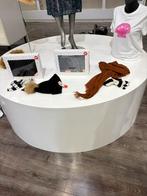 Podium rond blanc – Mobilier magasin / vitrine, Enlèvement