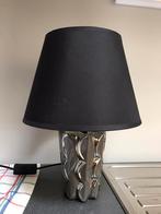 TAFELLAMP MET NWE LED LAMP ERBIJ, Moins de 50 cm, Enlèvement ou Envoi, Comme neuf, Autres matériaux