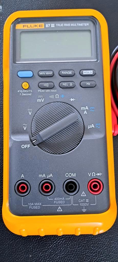 Te koop: Fluke 87III + i400 stroomtang NIEUWE STAAT, Doe-het-zelf en Bouw, Meetapparatuur, Ophalen of Verzenden
