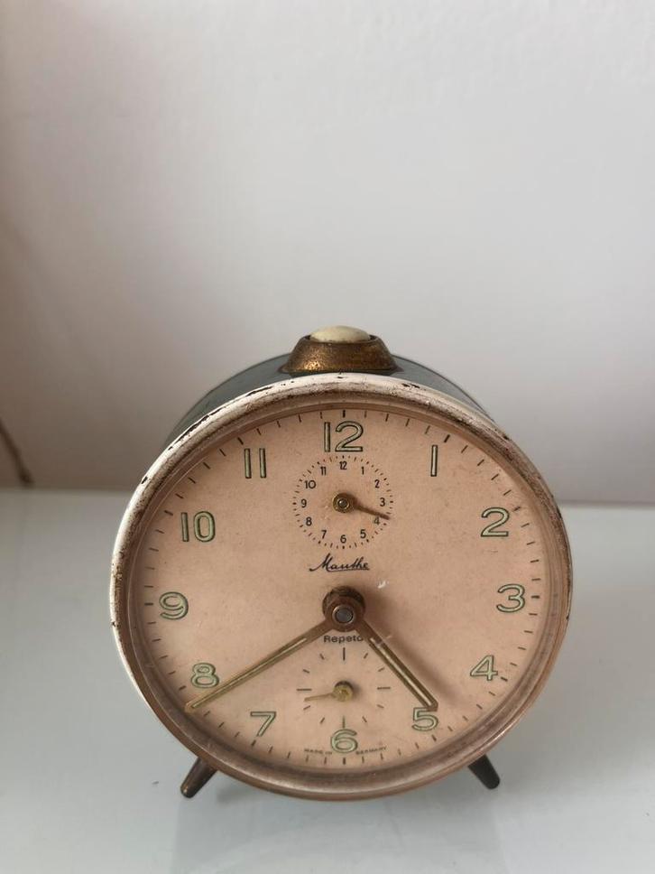 Vintage retro wekker groen  Mauthe, Antiek en Kunst, Antiek | Klokken, Ophalen of Verzenden