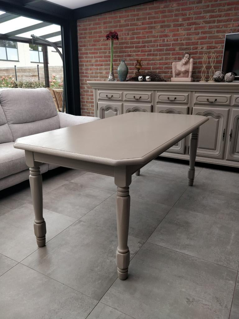 Eettafel met 6 stoelen, Ophalen