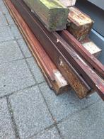 6 Houten palen, Ophalen, Palen