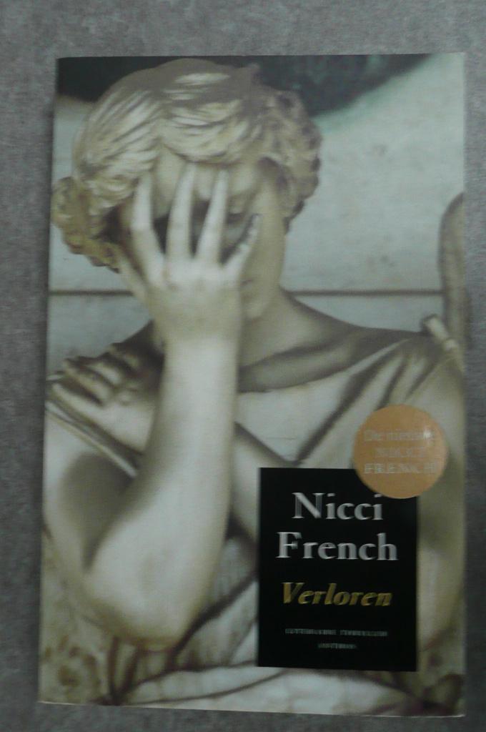 Nicci french : verloren, Ophalen of Verzenden, Zo goed als nieuw, Nicci French