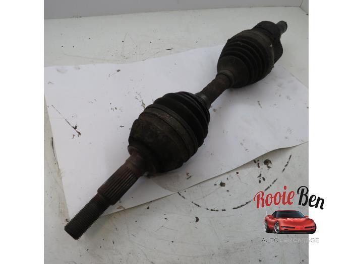 Aandrijfas links-voor van een Chevrolet Blazer, Gebruikt, -, Ophalen of Verzenden, -