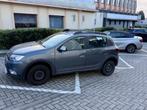 Vends Dacia Sandero Stepway, Autos, Dacia, Argent ou Gris, Achat, Boîte manuelle, 5 portes