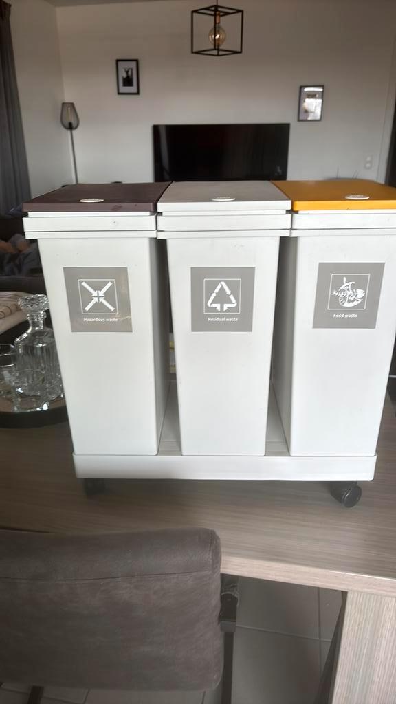 3 aval bakjes op wieltjes, Huis en Inrichting, Keuken | Bestek, Nieuw, Los bestek, Kunststof, Vaatwasserbestendig, Ophalen of Verzenden