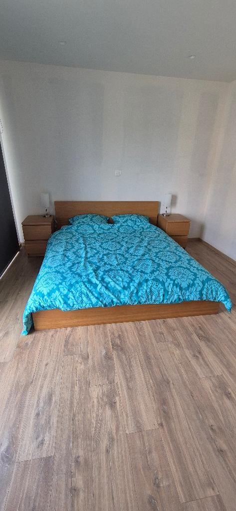MALM tweepersoonsbed Ikea & bijbehorende nachtkastjes, Ophalen, Gebruikt, Bruin, Tweepersoons