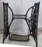 Gietijzeren onderstel SINGER naaimachine, Antiquités & Art, Antiquités | Machines à coudre, Enlèvement