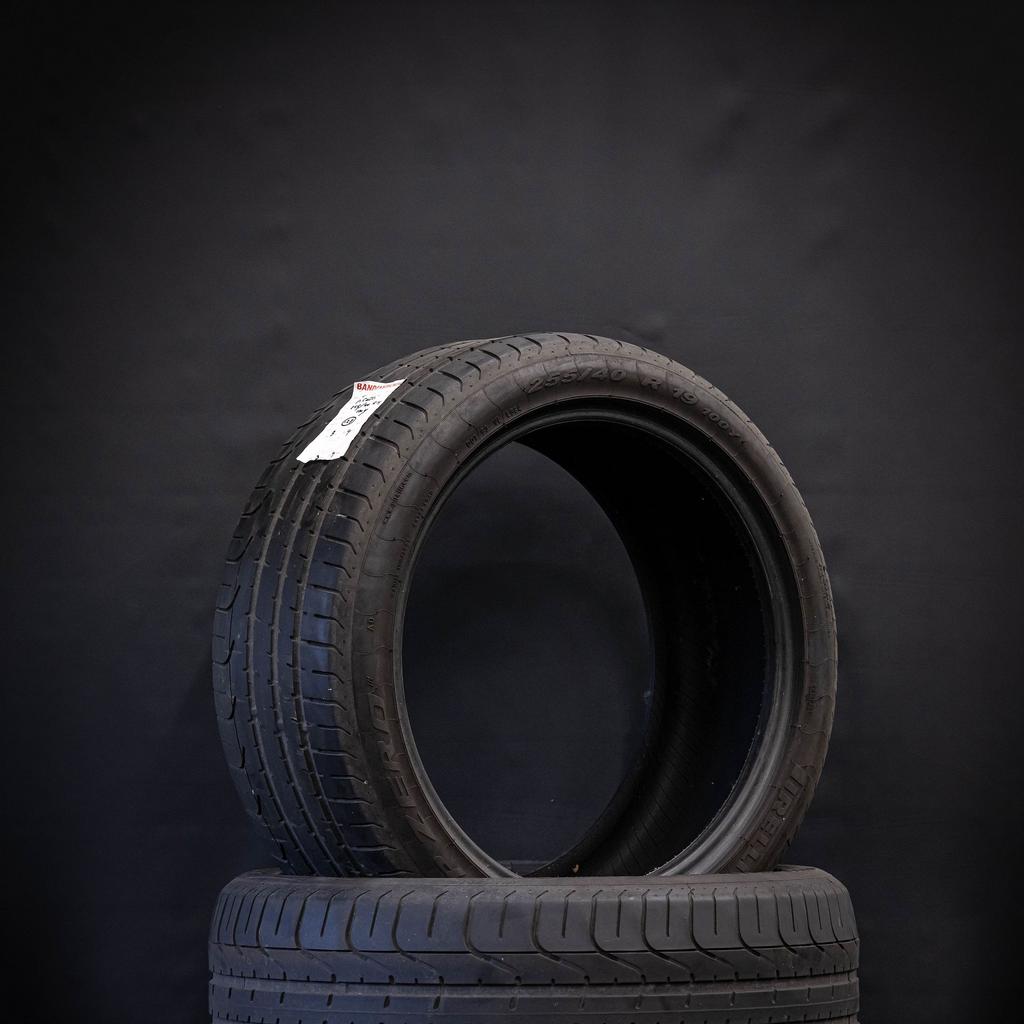Zomerbanden Pirelli P Zero 255/40/19 100Y, Auto-onderdelen, 19 inch, Gebruikt, 255 mm, -
