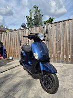 Scooter A klasse vespa look, Fietsen en Brommers, Ophalen, Overige modellen, Klasse A (25 km/u), Zo goed als nieuw