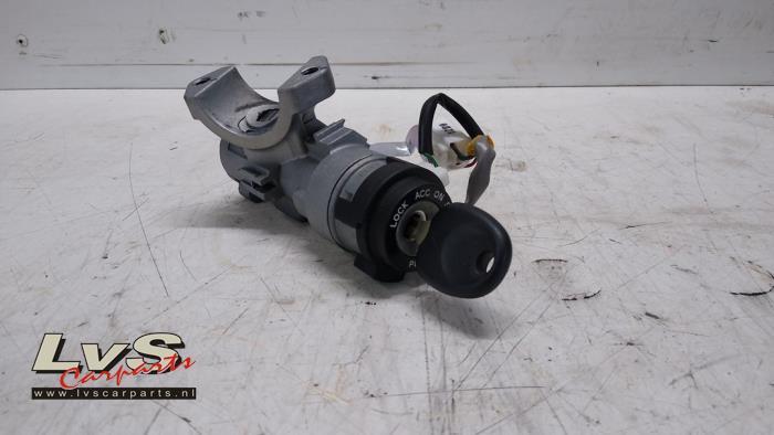 Serrure de contact + clé d'un Kia Picanto, Kia, -, 3 mois de garantie, Utilisé