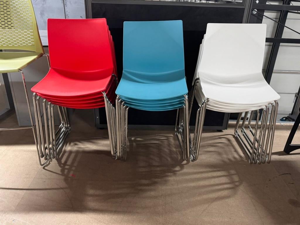 Vergaderstoel Kantinestoel stapelbare Gaber Kanvas 2 Design