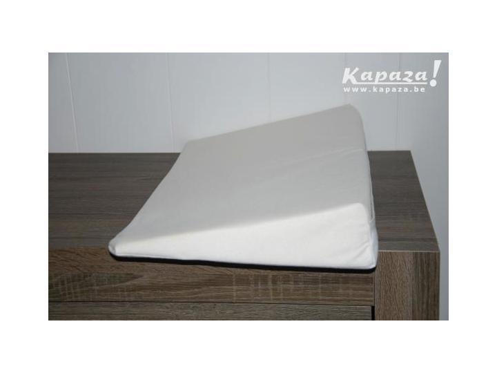 Delta baby hellend kussen, Kinderen en Baby's, Kinderkamer | Beddengoed, Gebruikt, Kussen, Wit, Jongetje of Meisje, Ophalen