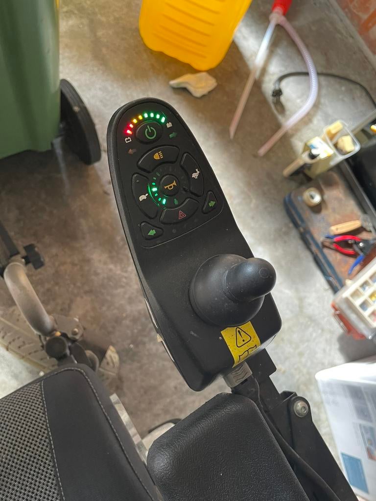 Koopje elektrische rolstoel scootmobiel Vermeiren Forest, Ophalen, Zo goed als nieuw