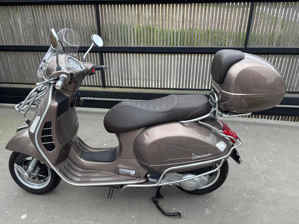 Vespa Piaggio gts 300, Motos, 278 cm³, Occasion, Particulier, Permis Moto A2 minimum