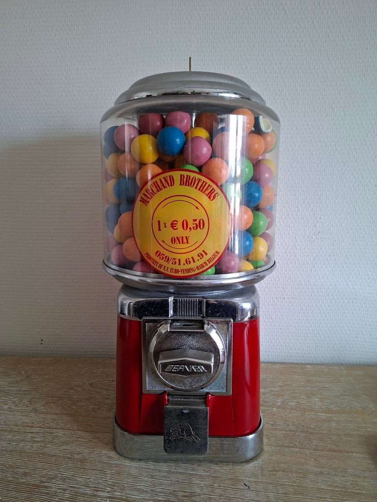 Machine à gomme Beaver authentique., Euro, Enlèvement ou Envoi, Utilisé, Avec clés