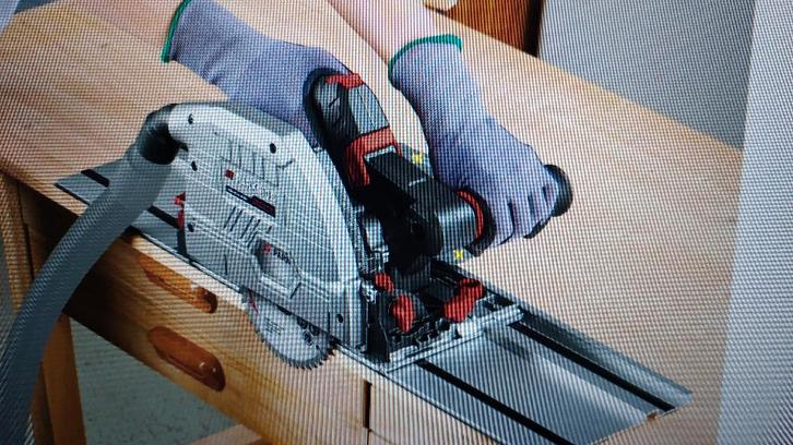 scie circulaire sur accu neuve avec guide et coffre, Bricolage & Construction, Outillage | Scies mécaniques, Neuf, Scie plongeante