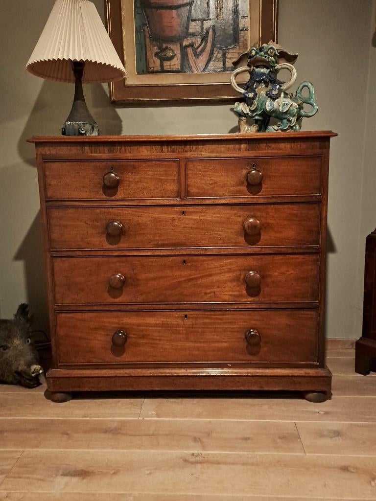 vroeg 19e eeuwse dressoir periode William IV, Ophalen