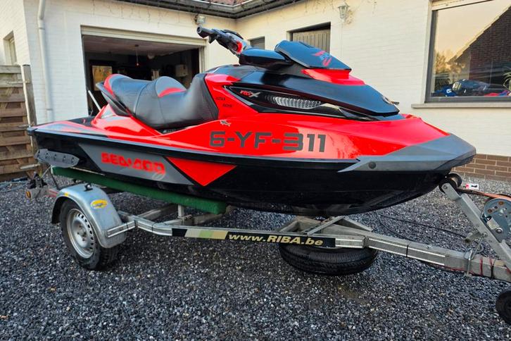 Magnifique jet ski 3 places Sea Doo RXT 300 RS, Sports nautiques & Bateaux, Jet Skis & Scooters de mer, Enlèvement