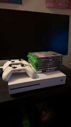 XBOX ONE + games, Games en Spelcomputers, Ophalen, Zo goed als nieuw, Xbox One
