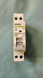 NOARK Ex9PN-S Circuit Breaker Miniature 16A 230V, Computers en Software, Netwerk switches, Ophalen of Verzenden, Nieuw