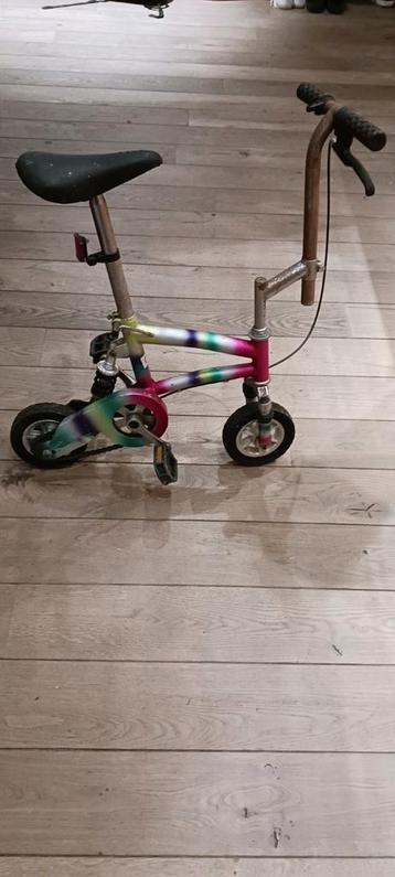 Clownfietsje beschikbaar voor biedingen