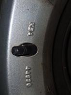 Kit hiver VW, Autos : Pièces & Accessoires, Pneus & Jantes, 15 pouces, Pneus et Jantes, Pneus hiver, Enlèvement