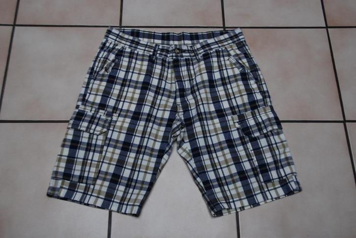 Marineblauwe en kaki geruite bermuda maat M (48/50) TBon, Kleding | Heren, Broeken en Pantalons, Zo goed als nieuw, Maat 48/50 (M)