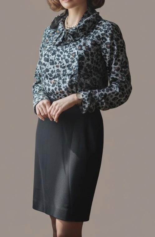 jurk van i blues als nieuw <3, Kleding | Dames, Jurken, Zo goed als nieuw, Maat 36 (S), Grijs, Onder de knie, Ophalen of Verzenden