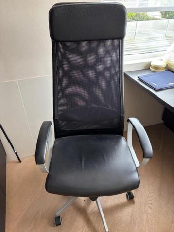bureaustoel beschikbaar voor biedingen
