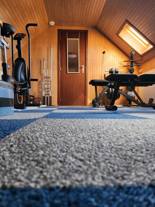 Te koop: volledige fitness installatie (nieuw), Sport en Fitness, Fitnessapparatuur, Nieuw, Armen, Benen, Borst, Buik, Rug, Ophalen