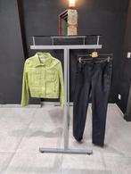 Dubbel rek met glazen plank, Ophalen