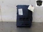 ZEKERINGKAST Renault Megane II (BM / CM) (01-2002/12-2009), Gebruikt, Renault