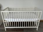 Babybed met matras + matrasbeschermer, Kinderen en Baby's, Gebruikt, Ophalen of Verzenden