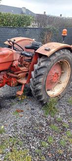 2 dezelfde tractors, Zakelijke goederen, Landbouw | Onderdelen | Banden, Velgen en Assen, Ophalen