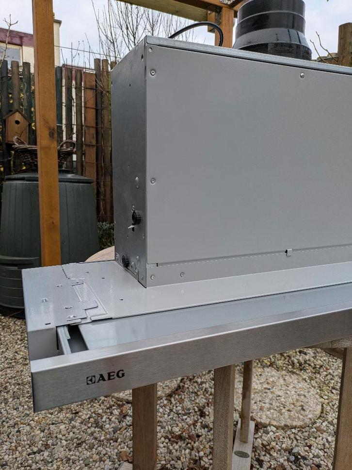 Afzuigkap aeg nieuw, Elektronische apparatuur, Afzuigkappen, Zo goed als nieuw, Inbouw, Vlakschermkap, 200 tot 400 m³ per uur