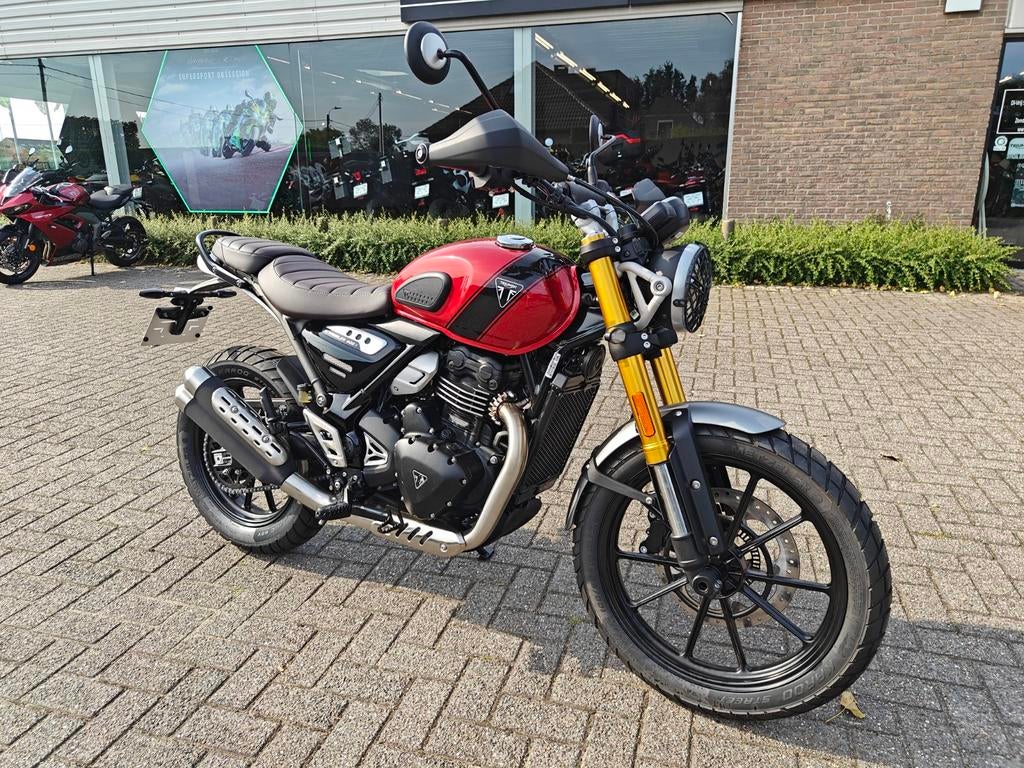 Triumph Scrambler 400 **Salon Promotie**, Motoren, Motoren | Triumph, Bedrijf, Naked bike, 12 t/m 35 kW, 1 cilinder, Minimaal motorrijbewijs A2