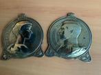 2 Historische gedenkplaatjes, Ophalen