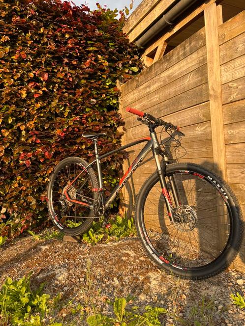 Mountainbike BH Expert, Fietsen en Brommers, Fietsen | Mountainbikes en ATB, Zo goed als nieuw, Hardtail, Ophalen